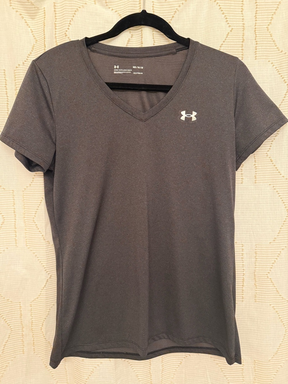 Under Armour Women's Gray V-Neck Performance Tee